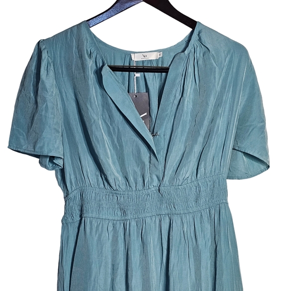 Vidussa Maxi Dress w/ Pockets, Sage Green, V-Neck, Short Sleeves NWT SZ 2X - Picture 3 of 13